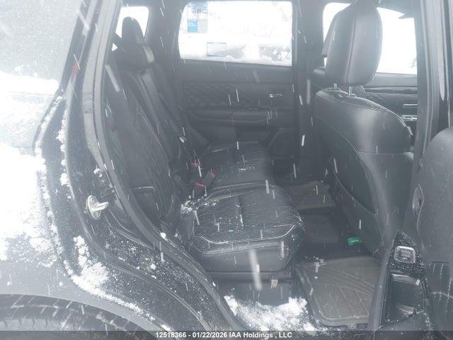 12518366 :رقم المزاد ، JA4J24A50LZ605579 vin ، 2020 Mitsubishi Outlander Sel/gt/fe مزاد بيع
