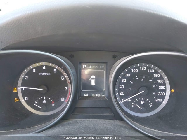 KM8SNDHF0HU215579 Hyundai Santa Fe Xl Luxury