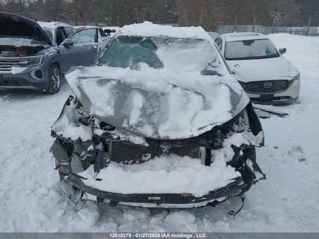 5XYZUDLB8HG399732 Hyundai Santa Fe