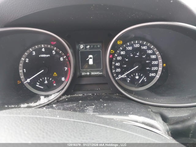 5XYZUDLB8HG399732 Hyundai Santa Fe
