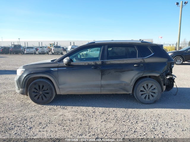 Volkswagen TAOS SE 2024 3VVSX7B22RM005109 Image 15