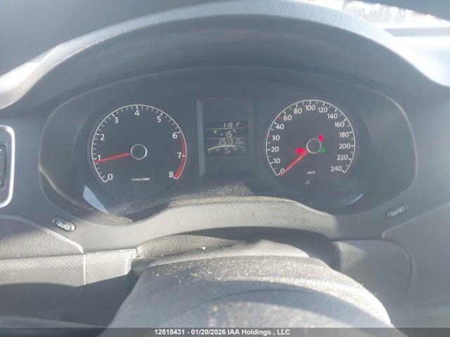 3VW2K7AJ8EM396425 Volkswagen Jetta 2.0l Trendline+