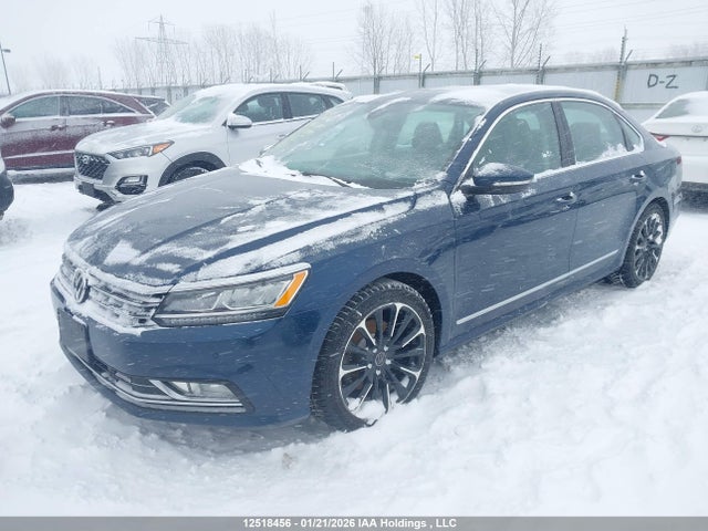 1VWCM7A38JC005849 Volkswagen Passat Sel Premium