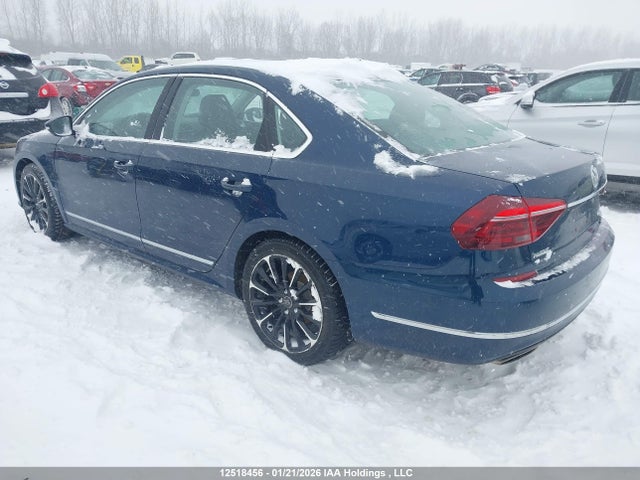 1VWCM7A38JC005849 Volkswagen Passat Sel Premium