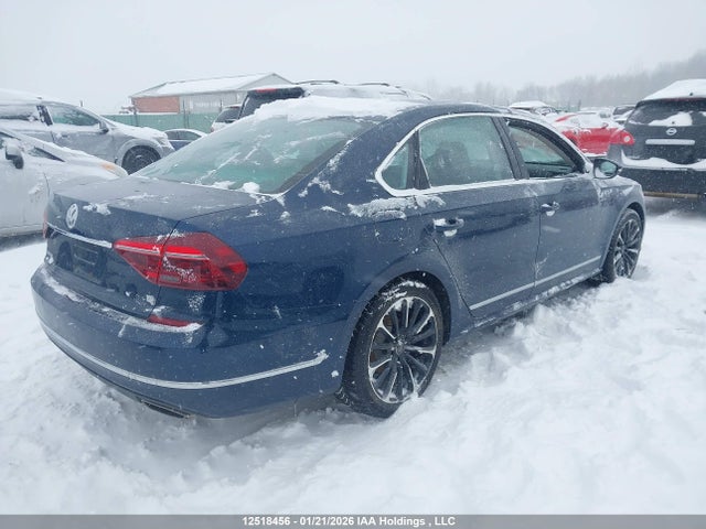 1VWCM7A38JC005849 Volkswagen Passat Sel Premium