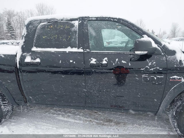 12518486 :رقم المزاد ، 1C6RR7LT8NS159427 vin ، 2022 Ram 1500 Classic Slt مزاد بيع
