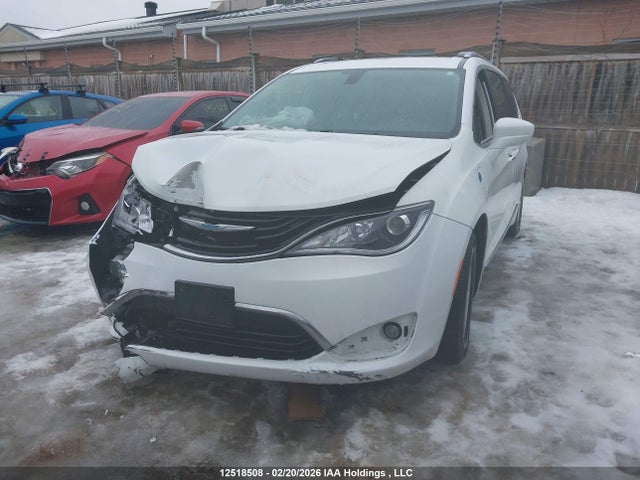 2C4RC1L78JR278195 Chrysler Pacifica