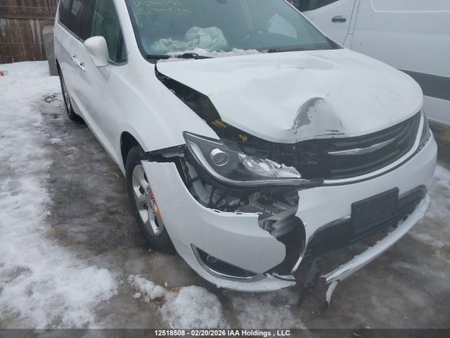 2C4RC1L78JR278195 Chrysler Pacifica