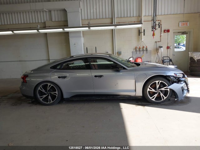 12518527 :رقم المزاد ، WAUFJBFW1P7001154 vin ، 2023 Audi E-tron Gt مزاد بيع