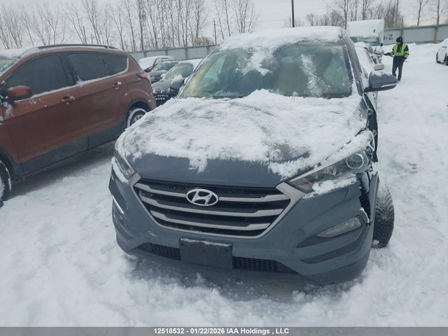 KM8J3CA45HU465503 Hyundai Tucson Limited/sport And Eco/se