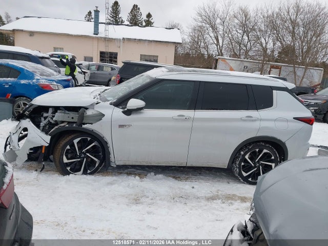JA4T5VA98PZ619180 Mitsubishi OUTLANDER PHEV