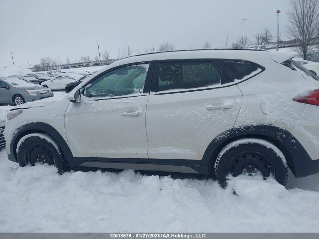 KM8J3CA43JU766874 Hyundai Tucson Limited/sport And Eco/se