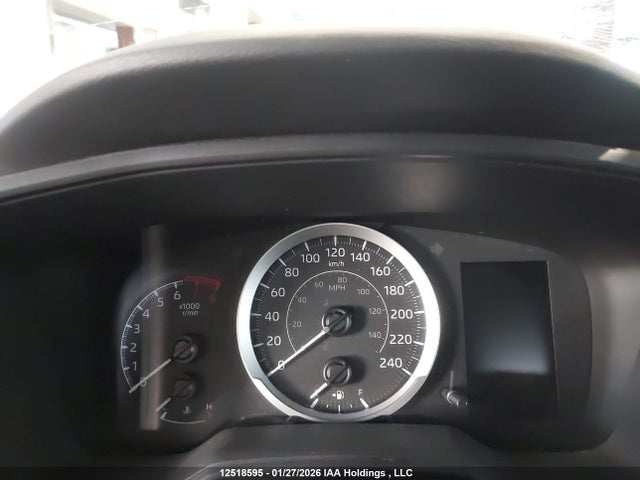 5YFBPMBE7NP364837 Toyota COROLLA LE