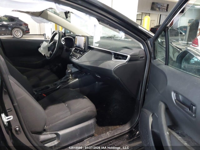 5YFBPMBE7NP364837 Toyota COROLLA LE