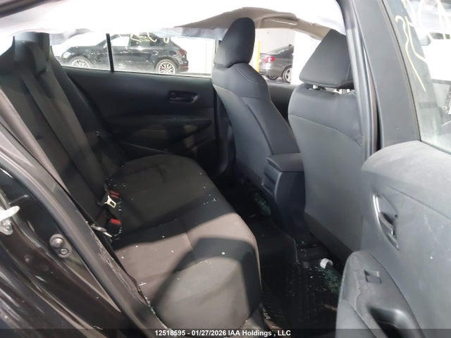 5YFBPMBE7NP364837 Toyota COROLLA LE