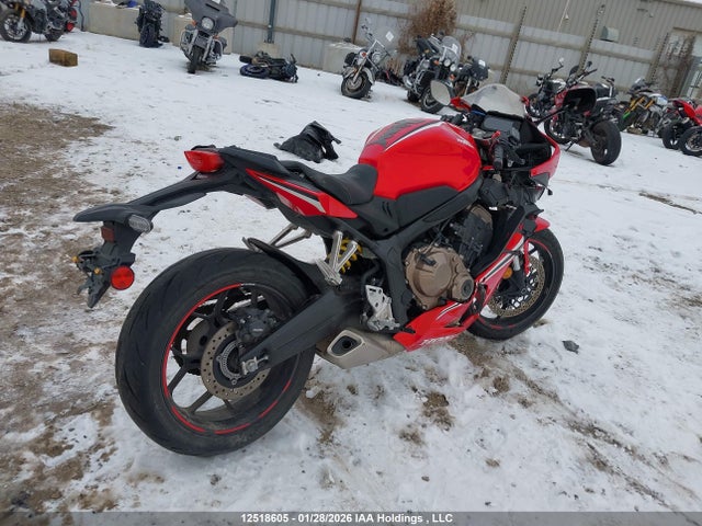 MLHRH0160L5100235 Honda CBR650 RA