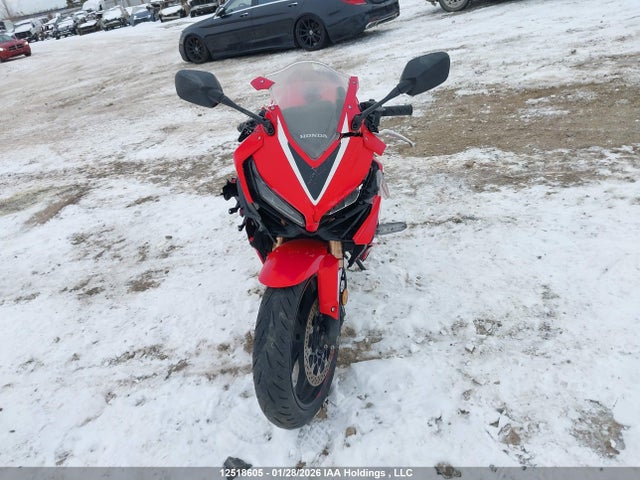 MLHRH0160L5100235 Honda CBR650 RA