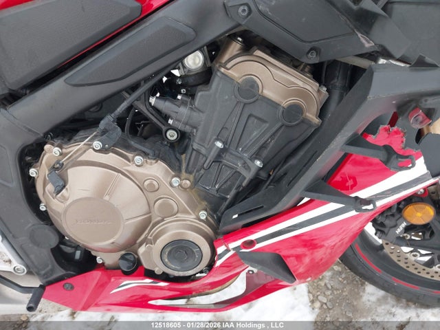 MLHRH0160L5100235 Honda CBR650 RA