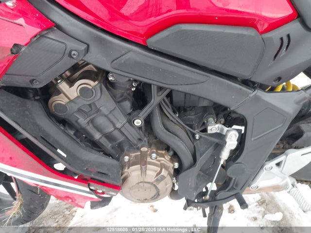 MLHRH0160L5100235 Honda CBR650 RA