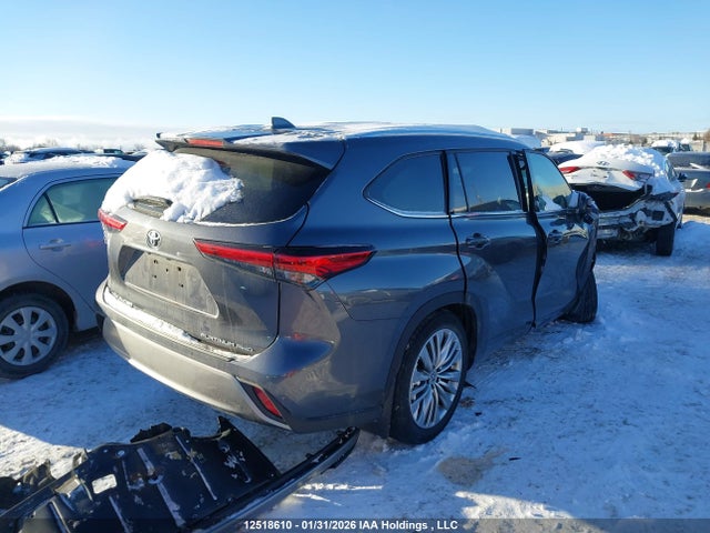 5TDFZRBH5NS252922 Toyota Highlander