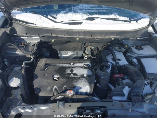 JA4AJUAUXPU605943 Mitsubishi RVR ES