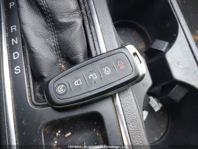 1FMCU9HD1KUB68413 Ford ESCAPE SEL
