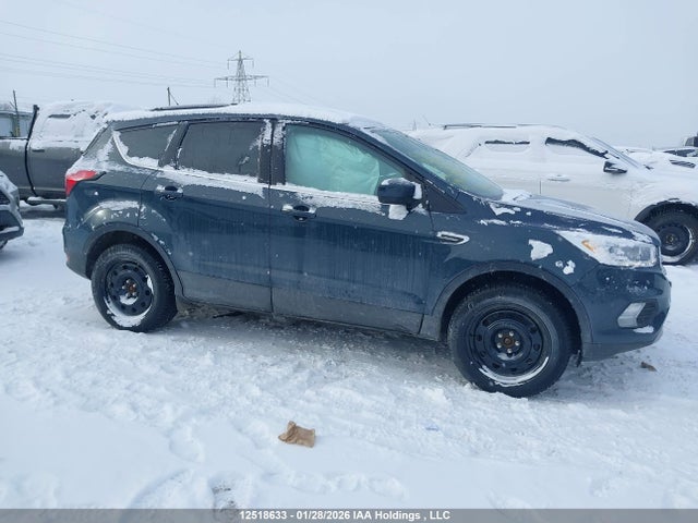 1FMCU9HD1KUB68413 Ford ESCAPE SEL