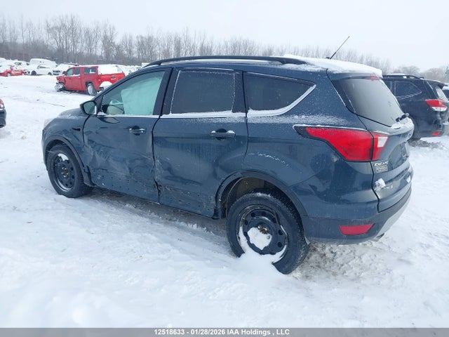1FMCU9HD1KUB68413 Ford ESCAPE SEL