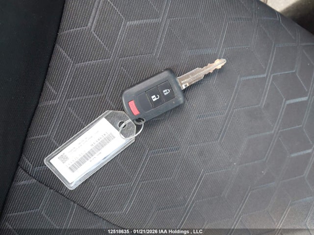JA4AJUAU3MU606282 Mitsubishi RVR ES