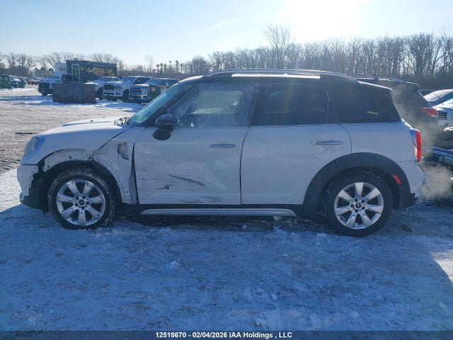 Mini Countryman Cooper 2019 WMZYV5C59K3E05156 Image 14