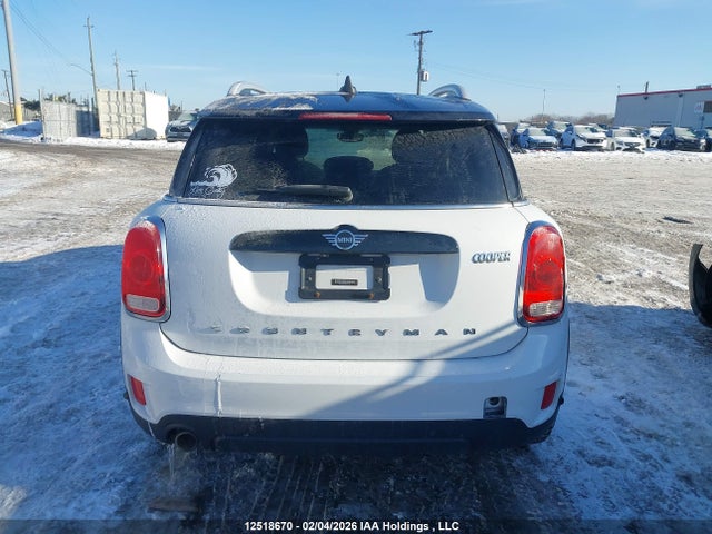 Mini Countryman Cooper 2019 WMZYV5C59K3E05156 Image 16