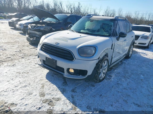 Mini Countryman Cooper 2019 WMZYV5C59K3E05156 Image 2
