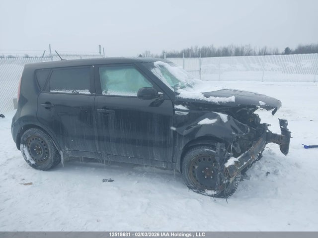KNDJP3A5XJ7511865 KIA Soul