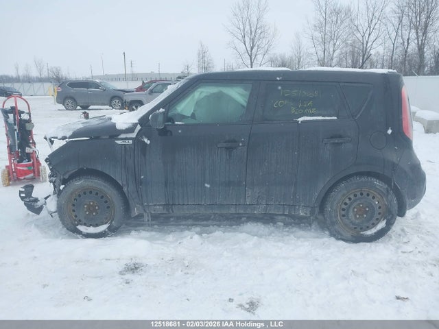 KNDJP3A5XJ7511865 KIA Soul