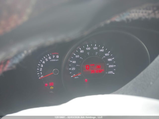 KNDJP3A5XJ7511865 KIA Soul