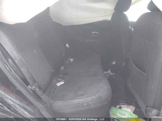 KNDJP3A5XJ7511865 KIA Soul