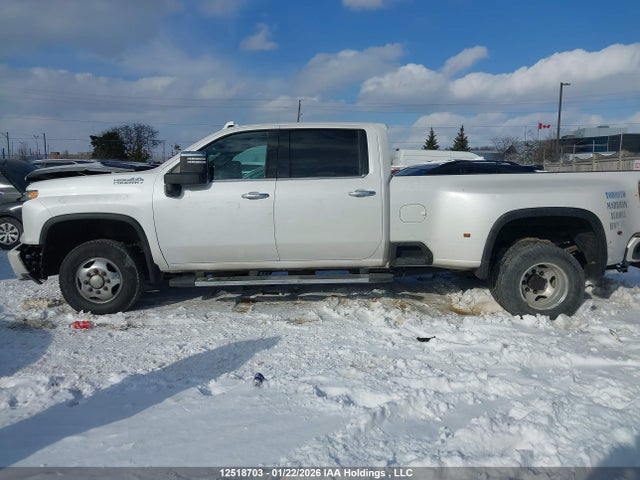 1GC4YVEY7NF309720 Chevrolet Silverado K3500 High Country