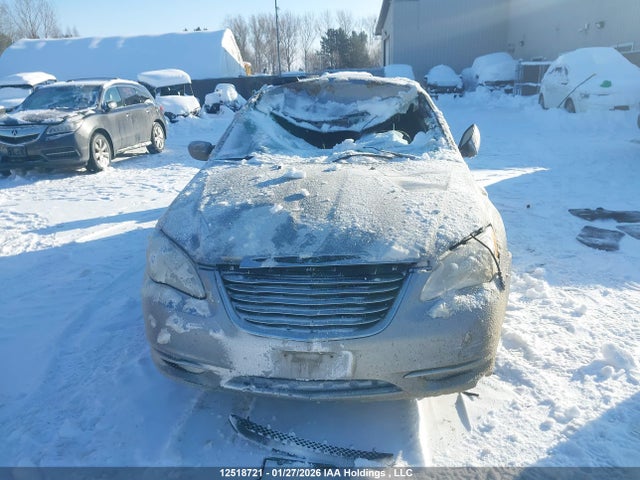 Chrysler 200 LX 2014 1C3CCBAB6EN229541 Image 11