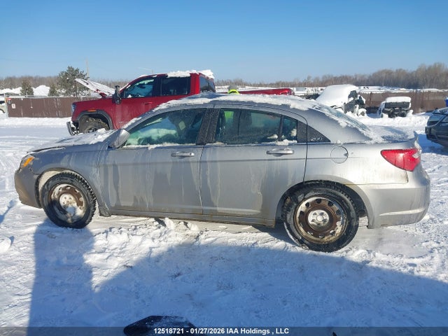Chrysler 200 LX 2014 1C3CCBAB6EN229541 Image 13