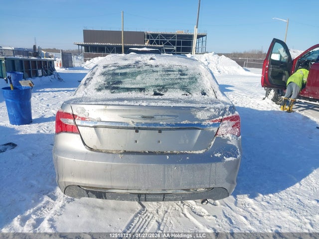 Chrysler 200 LX 2014 1C3CCBAB6EN229541 Image 15