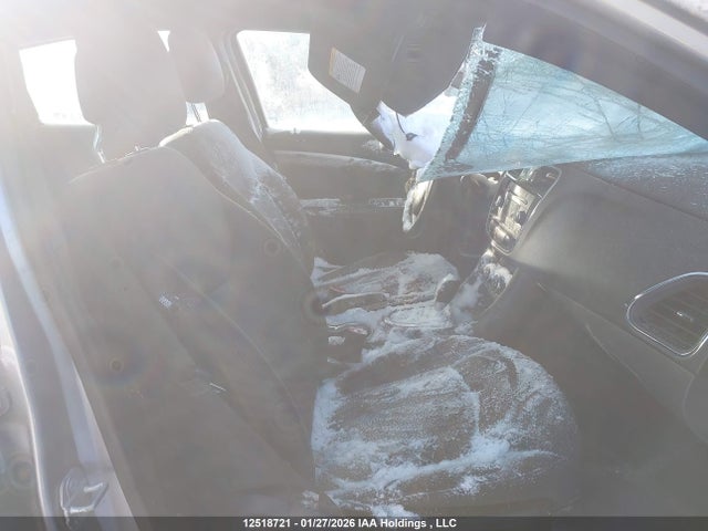 Chrysler 200 LX 2014 1C3CCBAB6EN229541 Image 5