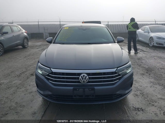 3VWE57BU7KM092320 Volkswagen JETTA SEL