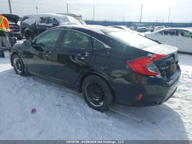 2HGFC2E2XHH017064 Honda Civic Dx
