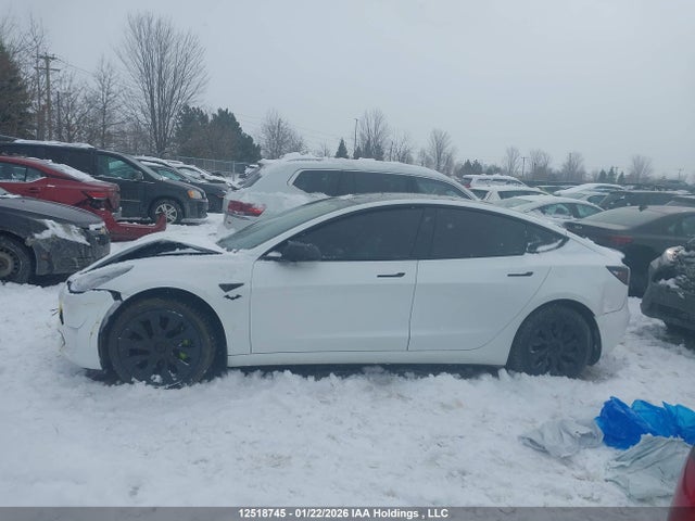 5YJ3E1EAXNF176651 Tesla Model 3 Rwd/standard Range