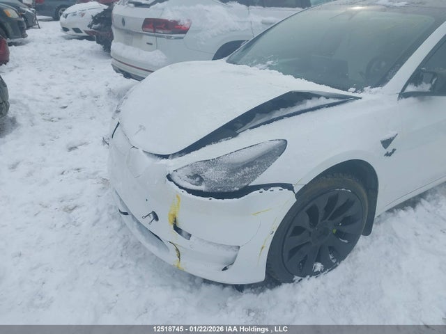 5YJ3E1EAXNF176651 Tesla Model 3 Rwd/standard Range