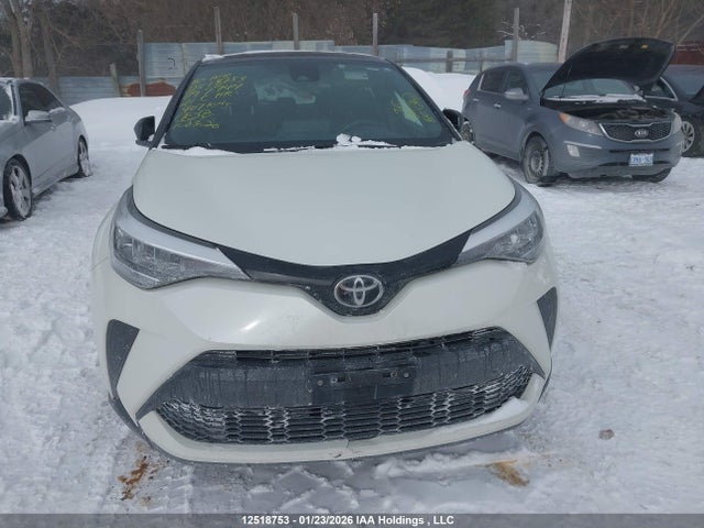JTNKHMBX2M1097944 Toyota C-HR
