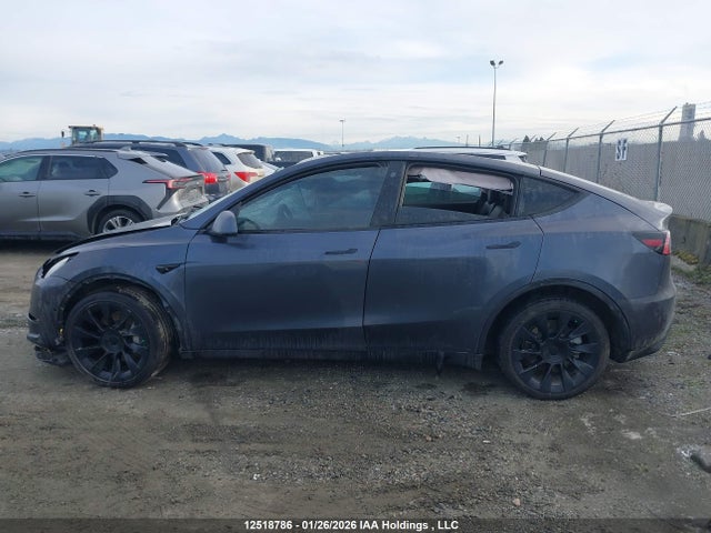 Tesla Model Y Long Range 2022 7SAYGDEE4NF534592 Image 15