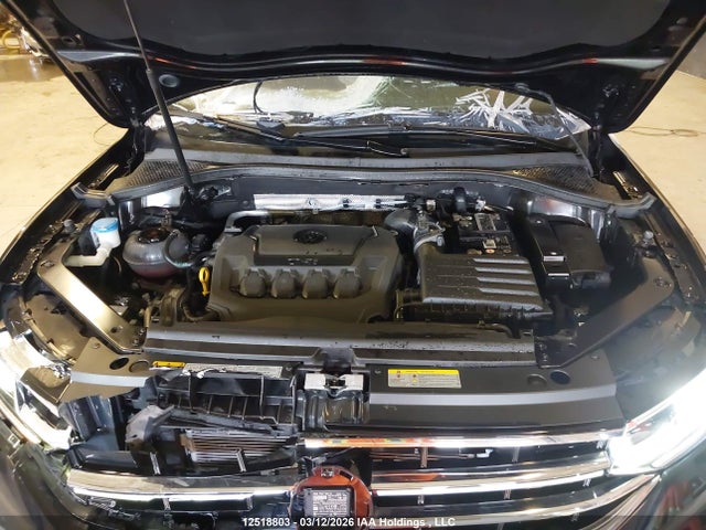 3VV4B7AX3NM011290 Volkswagen Tiguan Sel R-line