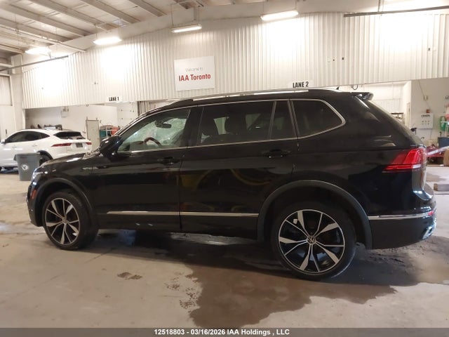 3VV4B7AX3NM011290 Volkswagen Tiguan Sel R-line