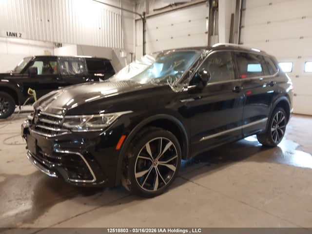 3VV4B7AX3NM011290 Volkswagen Tiguan Sel R-line